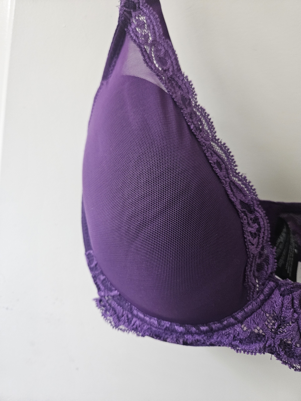 Natori Deep Purple Lace-Trim Underwire Bra - Picture 4 of 15